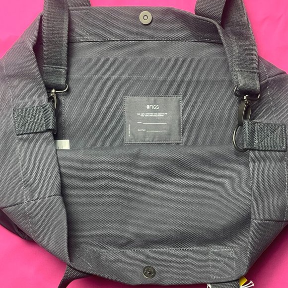FIGS Laminated Tote Bag in Charcoal - Picture 5 of 11